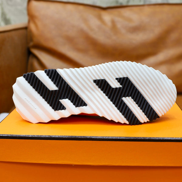 HM BOUNCING SNEAKER NAVY AND GRAY CANVAS