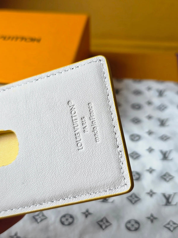 LV M15033 Porte-Cartes Magnet Grigio Giallo Monogram Glow Canvas e Pelle di Vacchetta