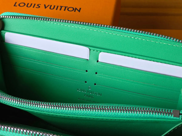 LV Zippy Wallet Horizontal Bamboo Green Taurillon Monogram leather