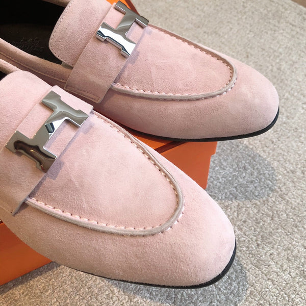 Paris Loafer Light Pink Suede Calfskin With Silver Signature Buckle 509374