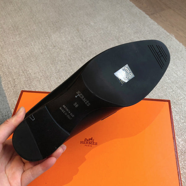 Paris Loafer Black Calfskin With Silver Signature Buckle 509378