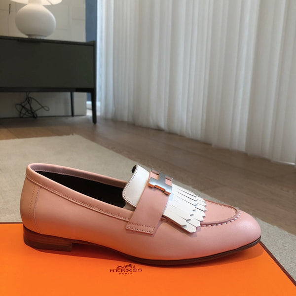 Royal Loafer Pink Mix White Calfskin With Fringe Detail And Silver Signature Buckle 509418