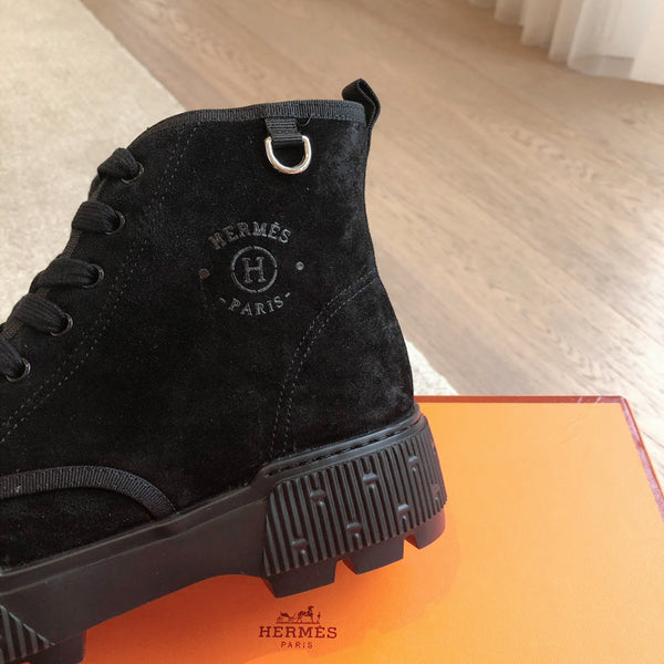 STIVALETTO HM ITINERAIRE IN CAMOSCIO NERO