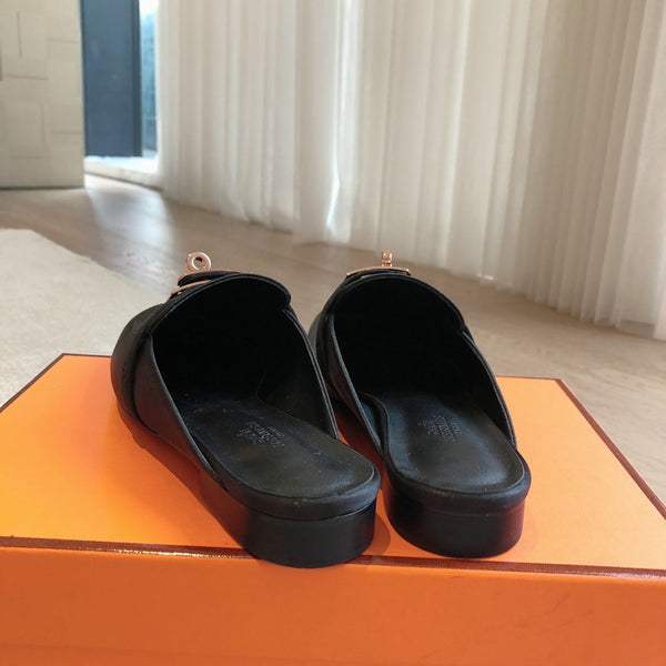 HM OZ Mule in pelle scamosciata nera 756852