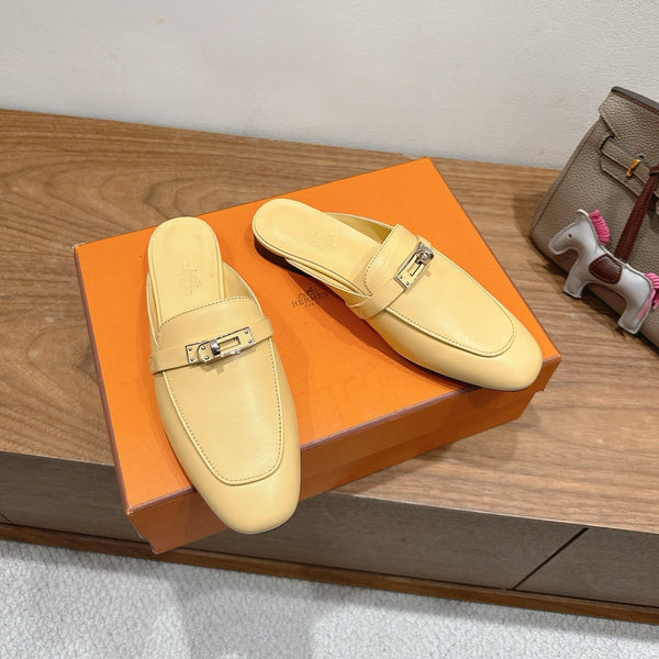 HM 26S Kelly Mule In Pale Yellow Calfskin Silver Hardware