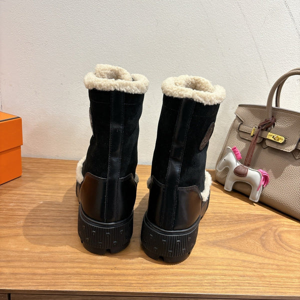 HM 26S Fresh Botines 4cm Black Suede Shearling 110591