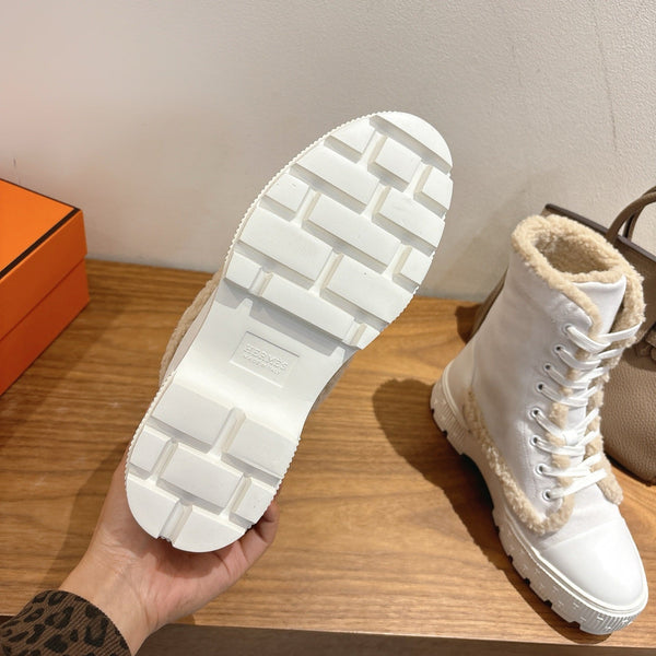 HM 26S Fresh Botines 4cm White Suede Shearling 110594
