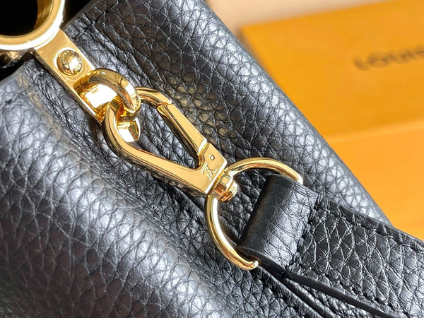 CAPUCINES MINI 21 NERO TAURILLON ORO HARDWARE