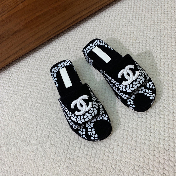 CC Platform Printed Slippers 4.5cm Black Canvas 792624