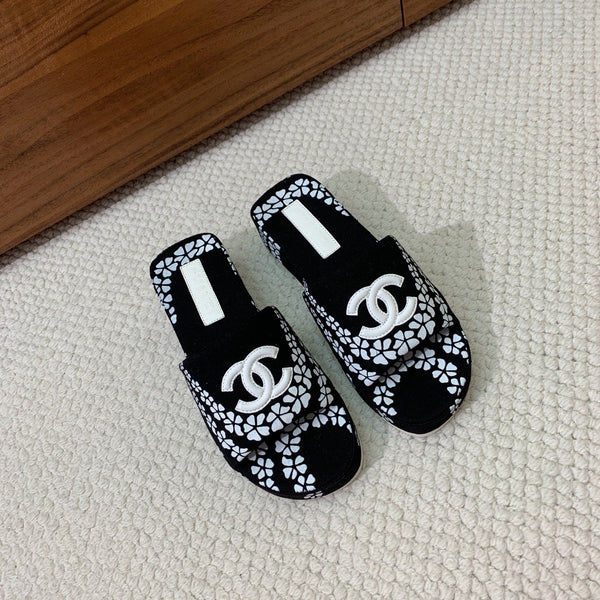 CC Platform Printed Slippers 4.5cm Black Canvas 792624