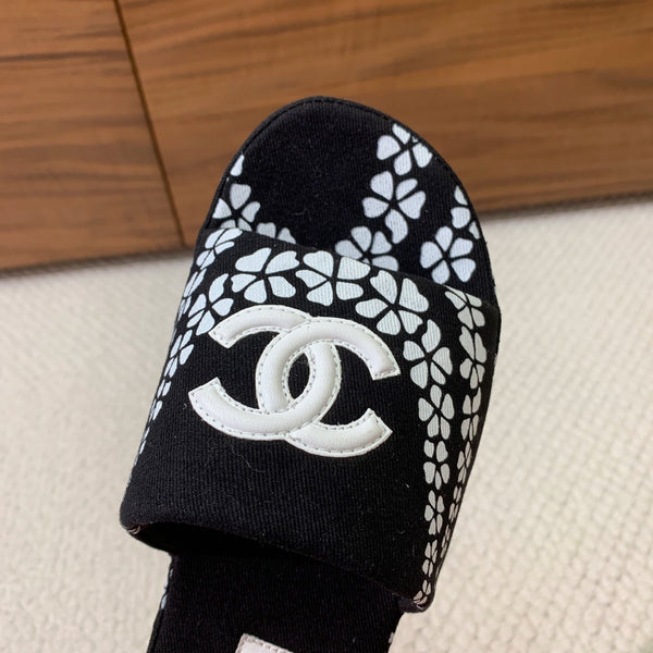 CC Platform Printed Slippers 4.5cm Black Canvas 792624