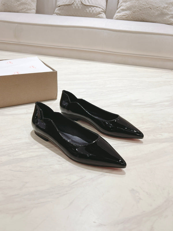 CL 25C Hot Chickita Black Patent Leather 175453