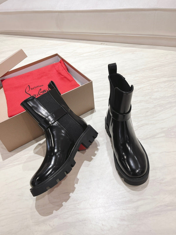 CL 25C Chelsea Booty Lug Black Patent Leather 167671
