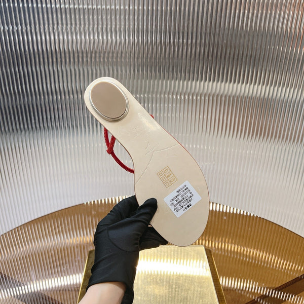 RC 25C Thong Flat-Bottom Diamond Red Silk Creo Crystal 281980