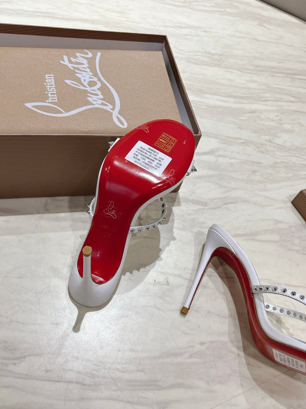 CL 25 Cross-Strap Slippers White Gloss Calf Patent Leather Rivets 314923