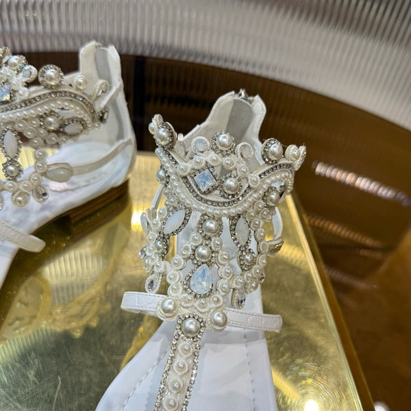 RC 25C Thong Diamond Sandals Pearl White Sheepskin Rhinestone 339504