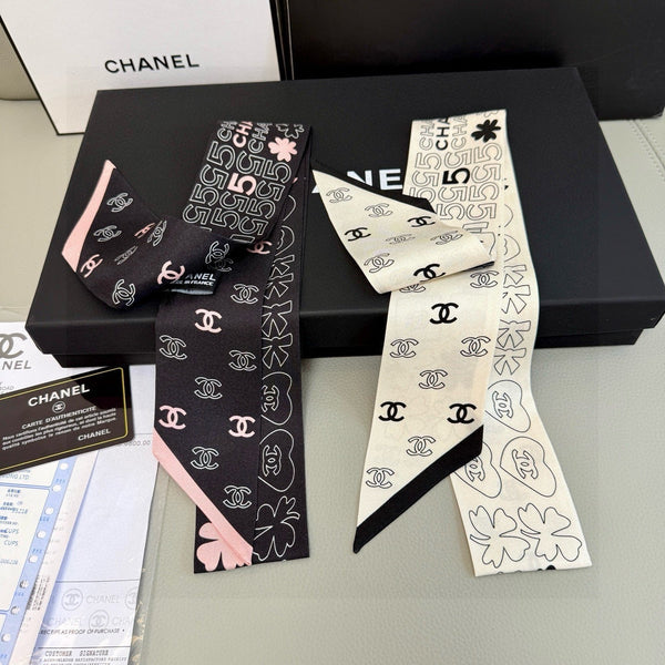 Mini Foulard Twilly CC 120cm Soie de Mûrier Blanche 968851