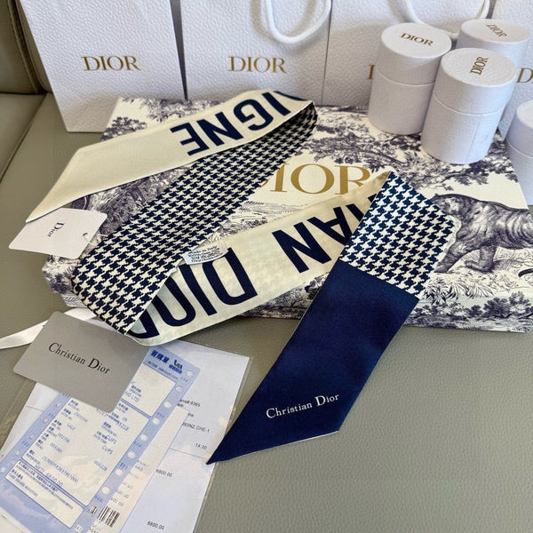 CD 26s Scarf 100cm In Silk 313133