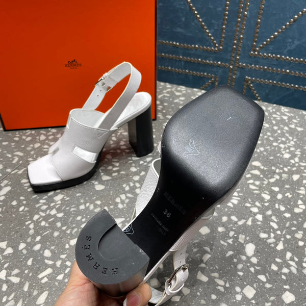 SANDALO ERIS 95 IN PELLE DI AGNELLO NEVE