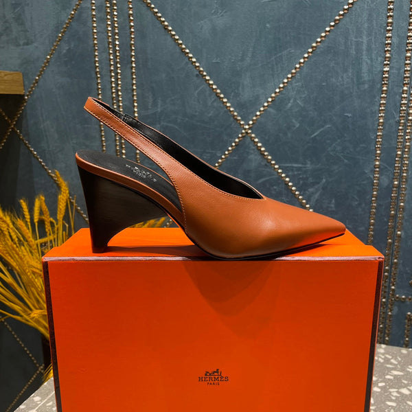 HM Intime 70 Pump Caramel Lambskin 962937