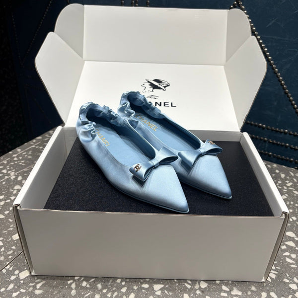 CC 25s Métiers d’art Ballet flats 10mm Blue Silk Satin 423794