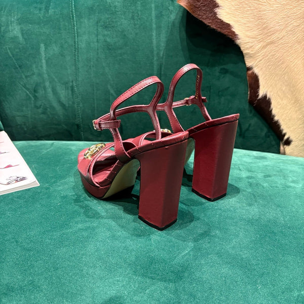 Sandales à plateforme GG en cuir bordeaux Double G 741239
