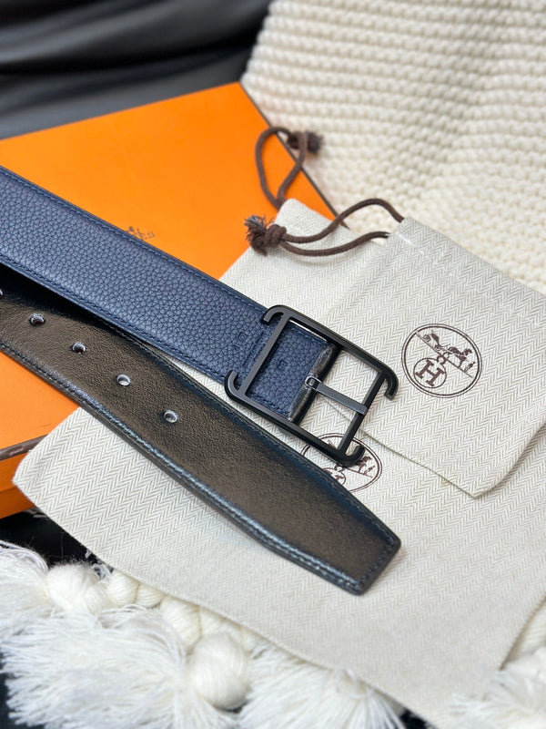 CINTURA REVERSIBILE HM HADRIEN 38MM IN PELLE BLU NAVY E NERA CON FIBBIA NERA