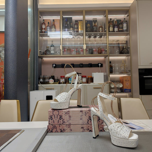 Jimmy 25 Sandalo con Plateau e Tacco in Raso di Seta Bianco 240013