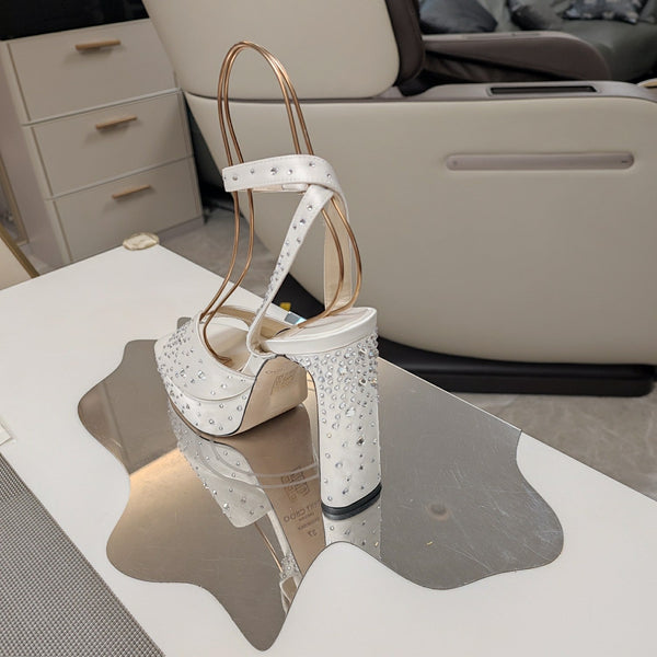 Jimmy 25 Sandalo con Plateau e Tacco in Raso di Seta Bianco 240013