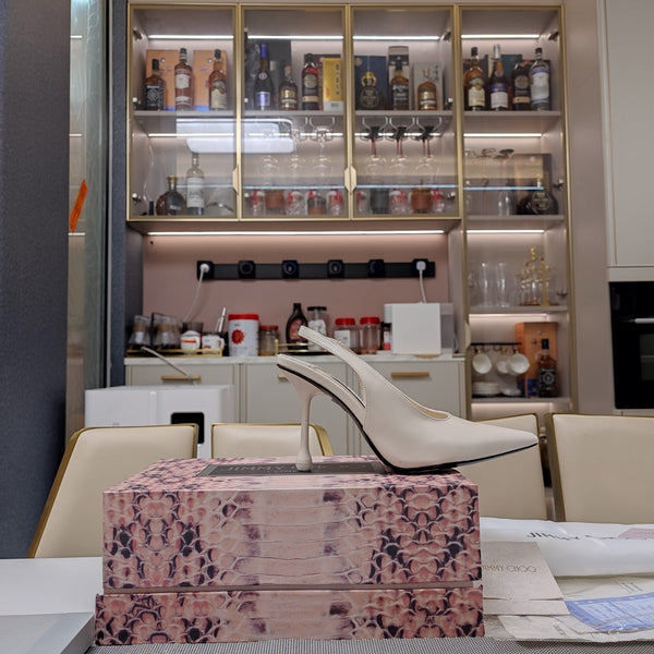 Jimmy 25 Slingback Pump Heels in pelle nappa bianca 240027