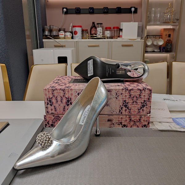 Jimmy 25 Orb Pump 100 Silver Cowhide 240045