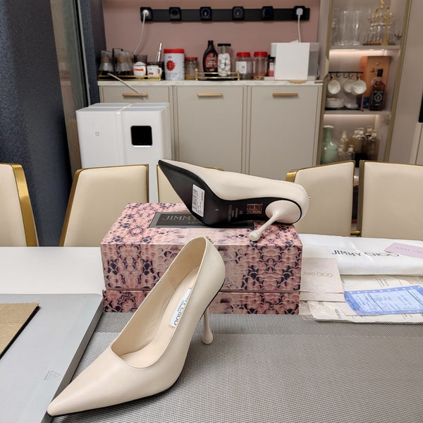 Jimmy 25 Love 100 Pump Beige Cream Cowhide 240037