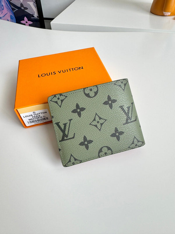 LV M82798 Multiple Wallet Green Red Monogram Canvas 221262