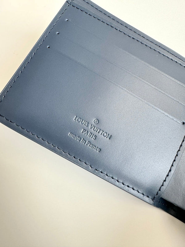 Portafoglio multiplo LV M82323 in pelle di vacchetta monogramma blu navy 221265