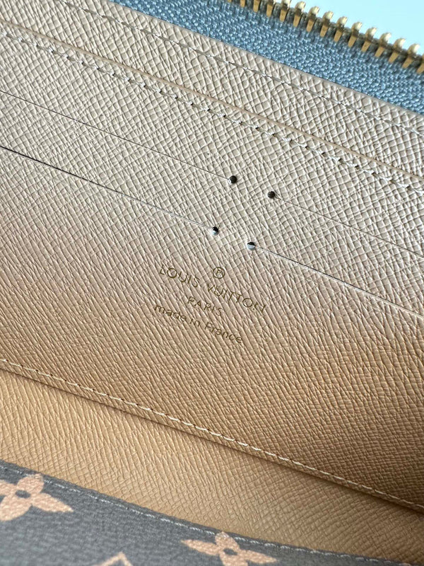 LV Clemence Wallet Trianon Gray Monogram Canvas GHW 221282