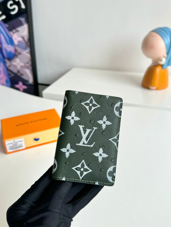 LV Pocket Organizer Green Ostrich Pattern 221310