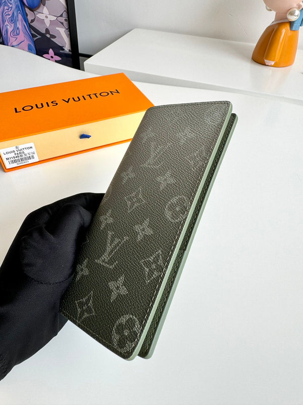 LV Brazza Wallet Green Monogram Gradient Canvas 221315