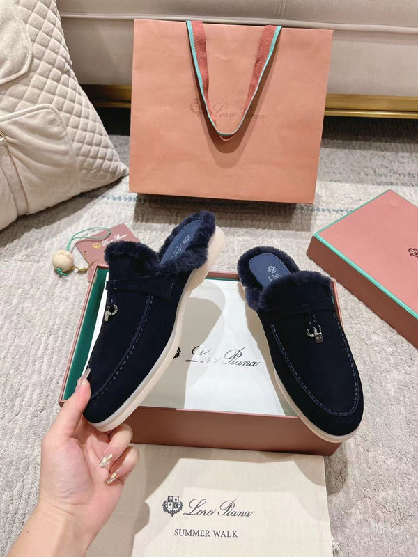 Mocassino LP Charms Walk Babouche in pelle scamosciata blu spazio con fodera in pelliccia di coniglio 206227