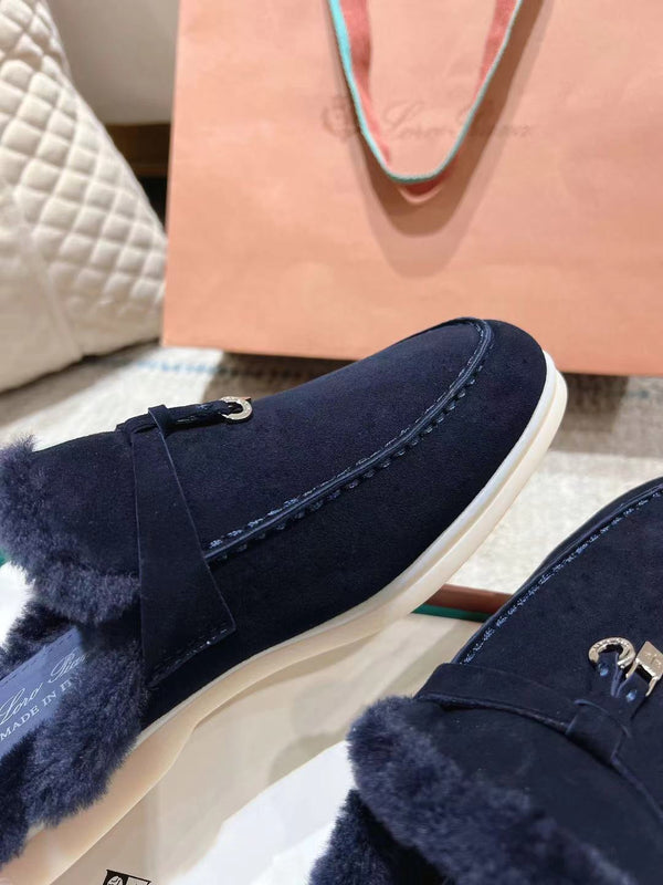 Mocassino LP Charms Walk Babouche in pelle scamosciata blu spazio con fodera in pelliccia di coniglio 206227