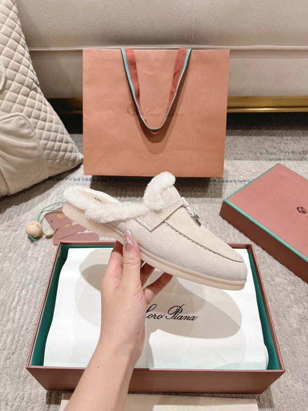 Mocassino LP Charms Walk Babouche in pelle scamosciata bianca con fodera in pelliccia di coniglio 206231