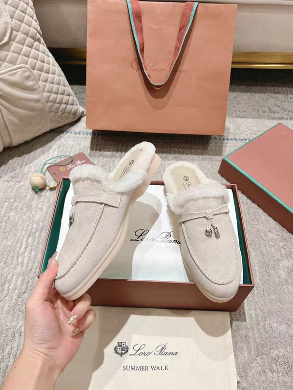 Mocassino LP Charms Walk Babouche in pelle scamosciata bianca con fodera in pelliccia di coniglio 206231