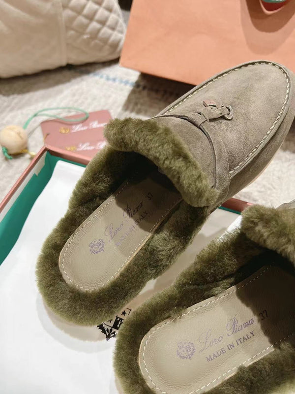 Mocassino LP Charms Walk Babouche in pelle scamosciata verde militare con fodera in pelliccia di coniglio 206233