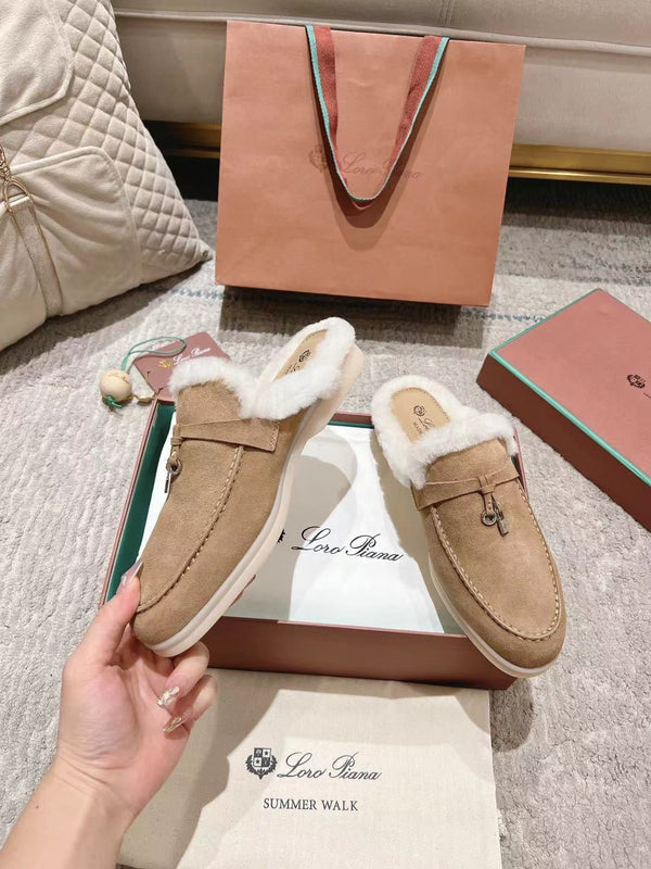 Mocassino LP Charms Walk Babouche in pelle scamosciata giallo pesca con fodera in pelliccia di coniglio 206244