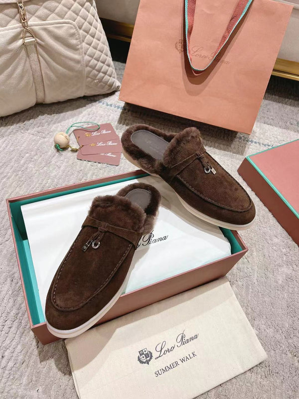 Mocassino LP Charms Walk Babouche Bottele in pelle scamosciata marrone con fodera in pelliccia di coniglio 206245