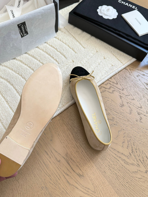 CC 25C Ballet Flat Two-tone Suede Calfskin