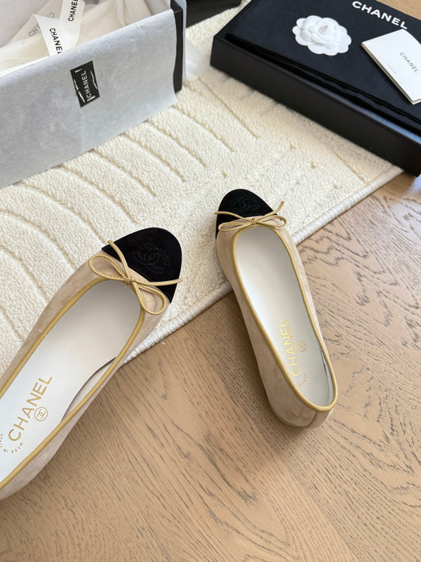 CC 25C Ballet Flat Two-tone Suede Calfskin