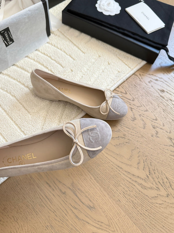 CC 25C Ballet Flat Two-tone Suede Calfskin