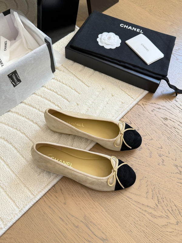 CC 25C Ballet Flat Two-tone Suede Calfskin