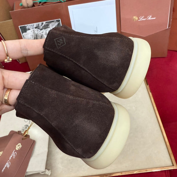 Stivaletto LP Open Walk in pelle scamosciata marrone cioccolato 978064