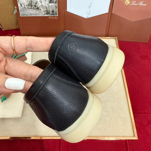 LP 25C Summer Charms Walk Loafer Black Calfskin 212600